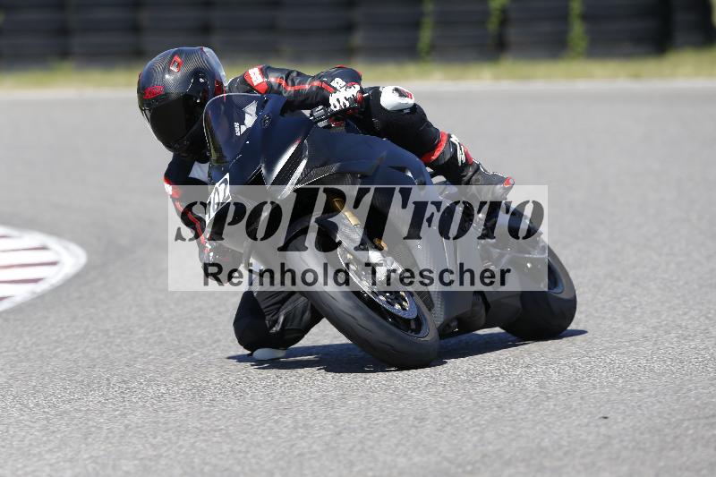 /Archiv-2025/48 25.08.2025 Cornu Master School ADR/blau-bleu/102